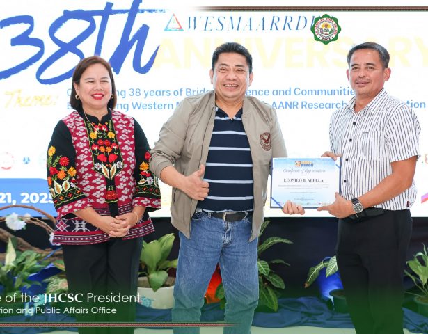 b5826364-a639-4f37-9c11-e5c27c3daf4a